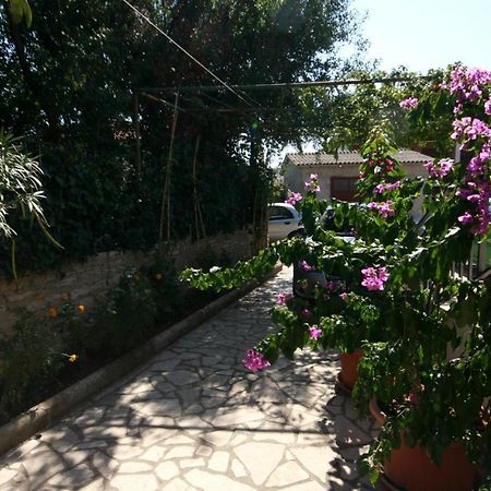 Apartments With A Parking Space Pula - 6985 Exterior foto