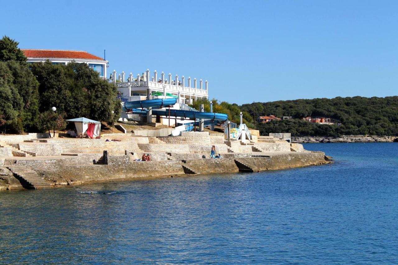 Apartments With A Parking Space Pula - 6985 Exterior foto